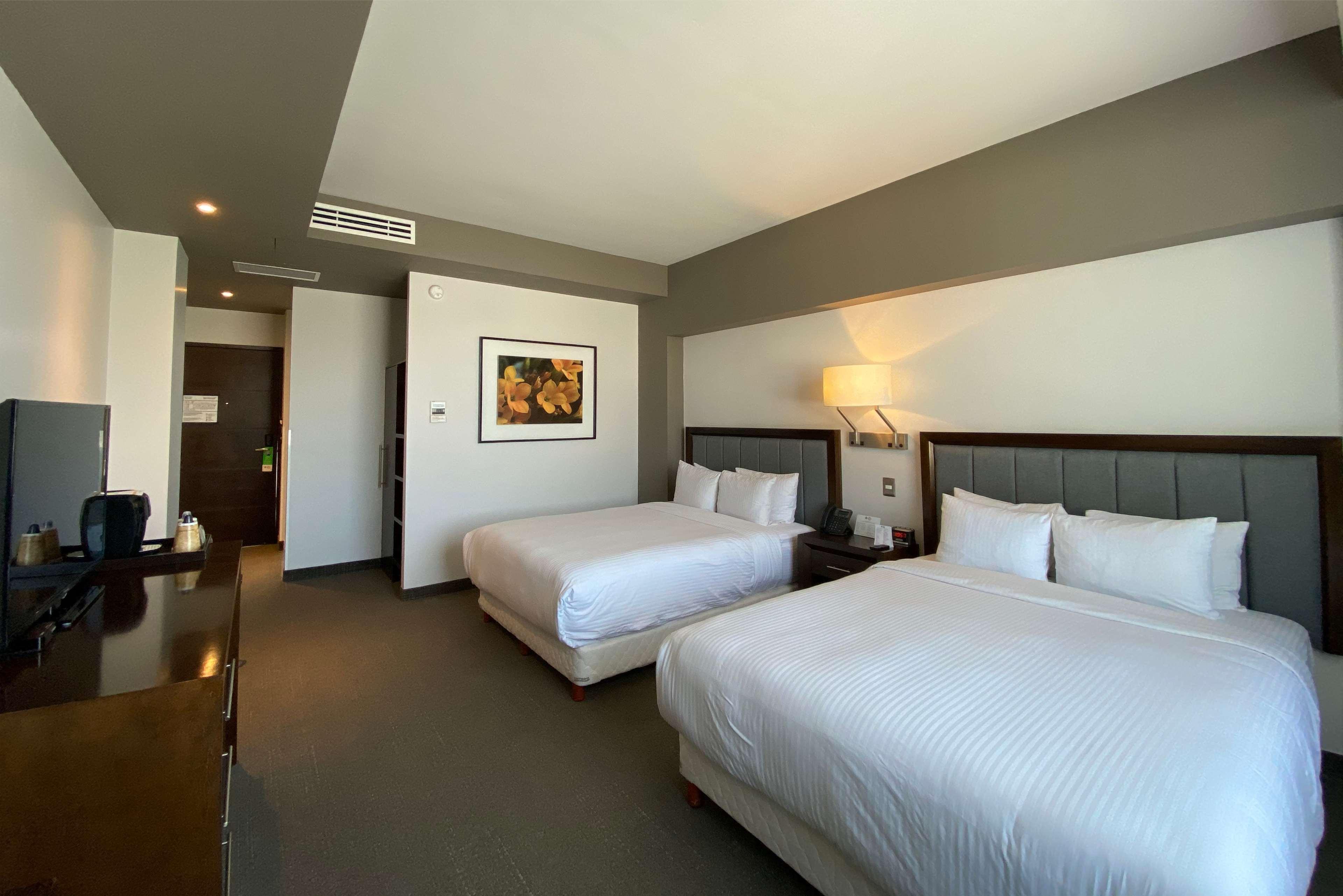 Best Western Oak Meadows Inn Saint Helens Exterior photo