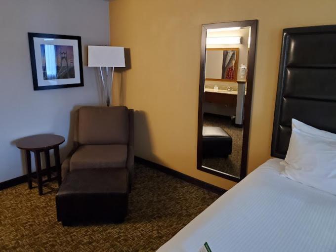 Best Western Oak Meadows Inn Saint Helens Exterior photo